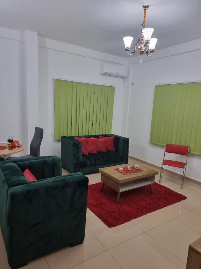 Baobab Lodge Douala Exterior foto